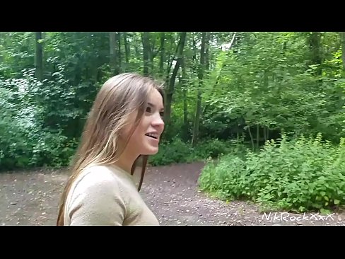 ❤️ Evelini sem predlagal, da bi seksala na javnem mestu! Rekla je da. Potem sem jo zajebal v rit in ji naredil spermo v usta. Nato se je posrkala. ❌ Fucking video pri nas ️❤